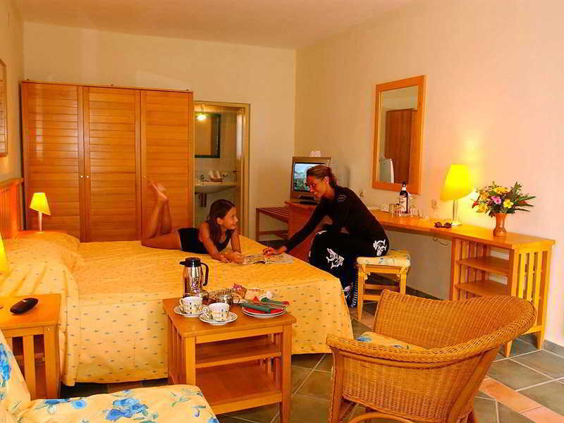 Sunbeach Hotel & Resort Bakau Exterior photo