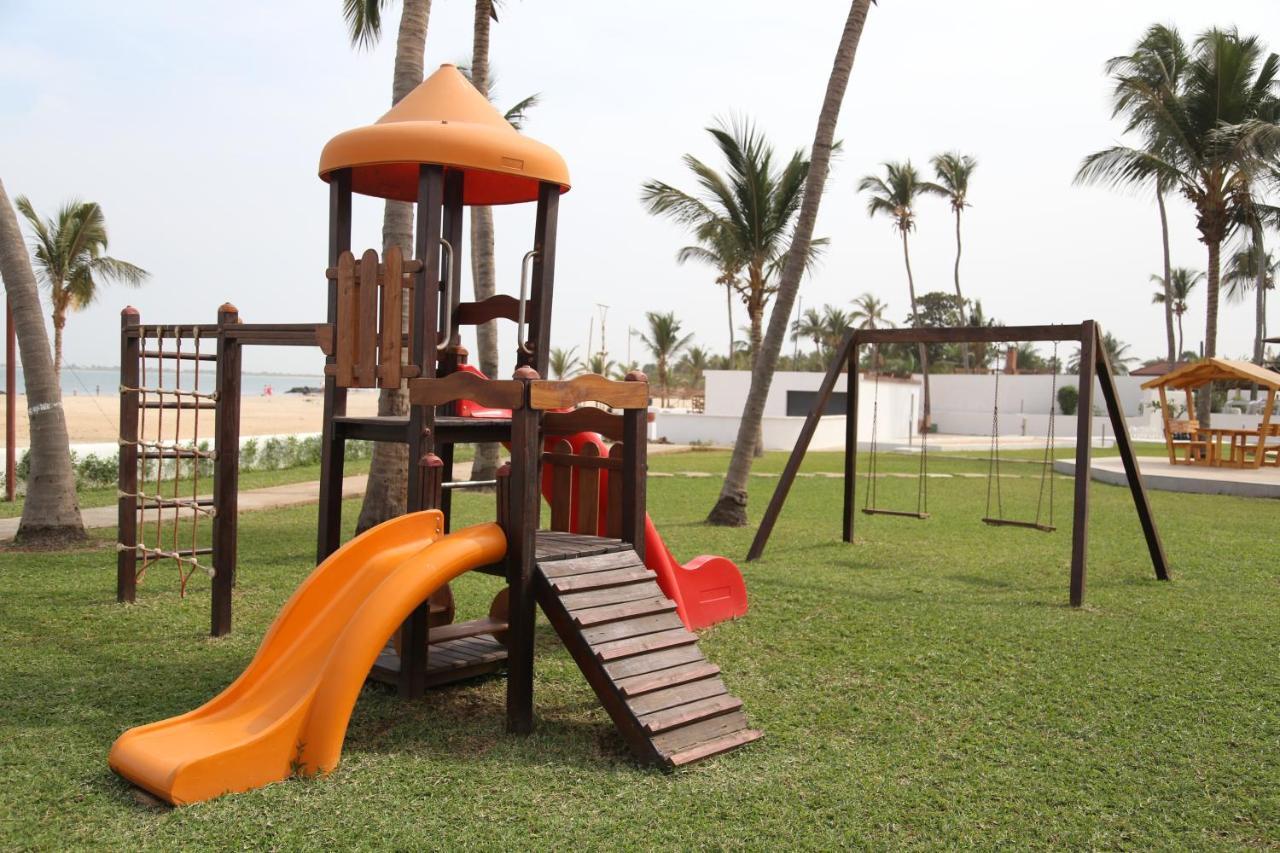 Sunbeach Hotel & Resort Bakau Exterior photo
