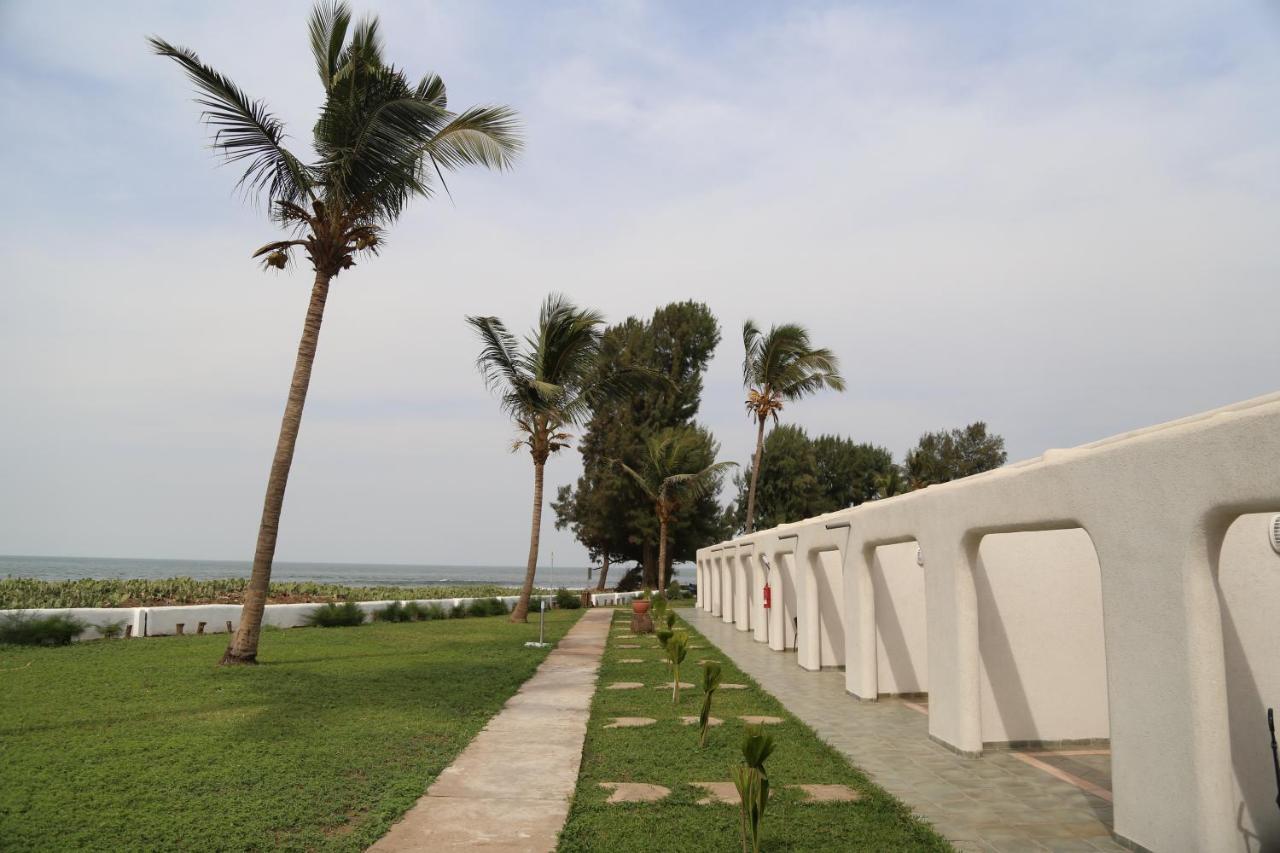 Sunbeach Hotel & Resort Bakau Exterior photo